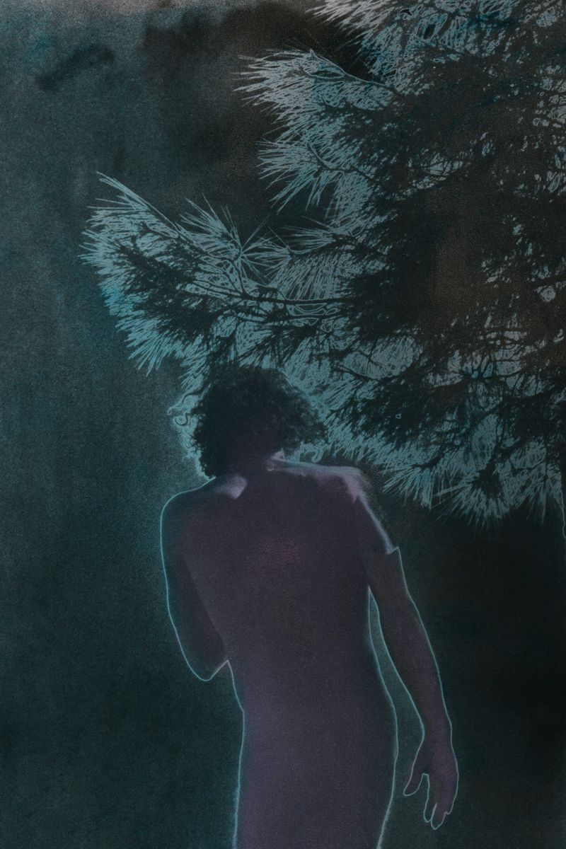 © Eloïse Labarbe-Lafon - Image from the Fantômes photography project