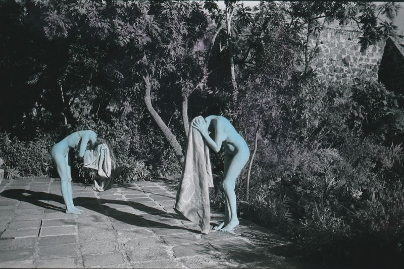 © Eloïse Labarbe-Lafon - Image from the Fantômes photography project