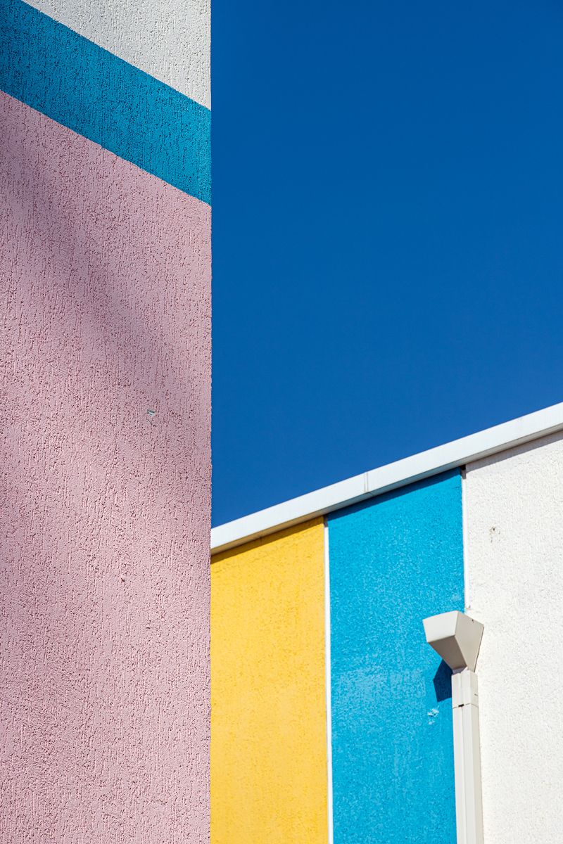 © Yuscast - Misfit Mansion