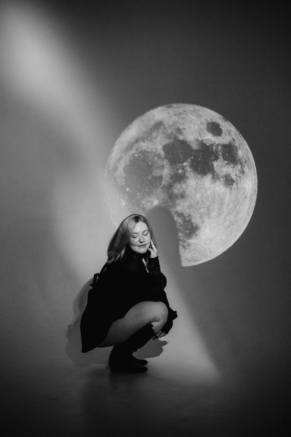 © Lita Akhmetova - Image from the Photomanifest photography project