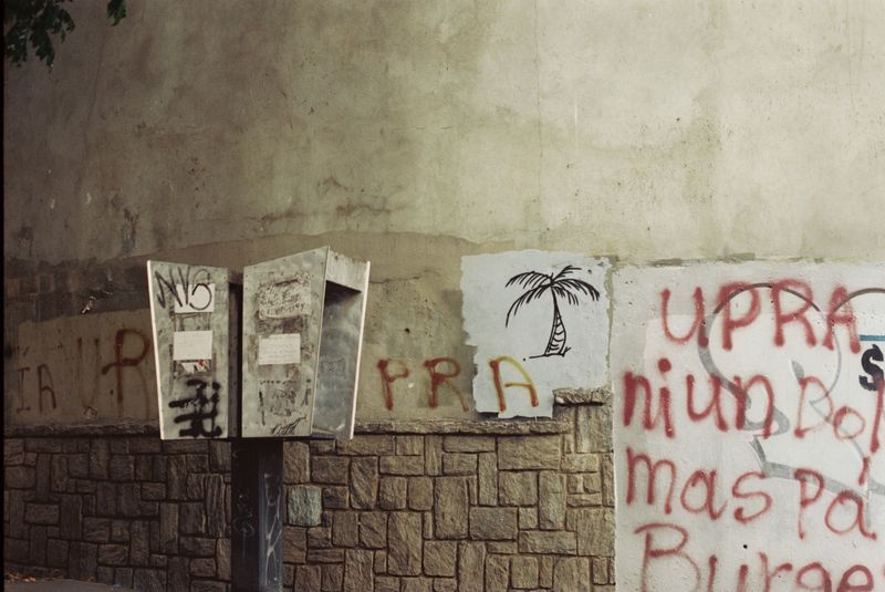 © Jose Menendez - The city writing itself. Caracas, Venezuela. 2023.