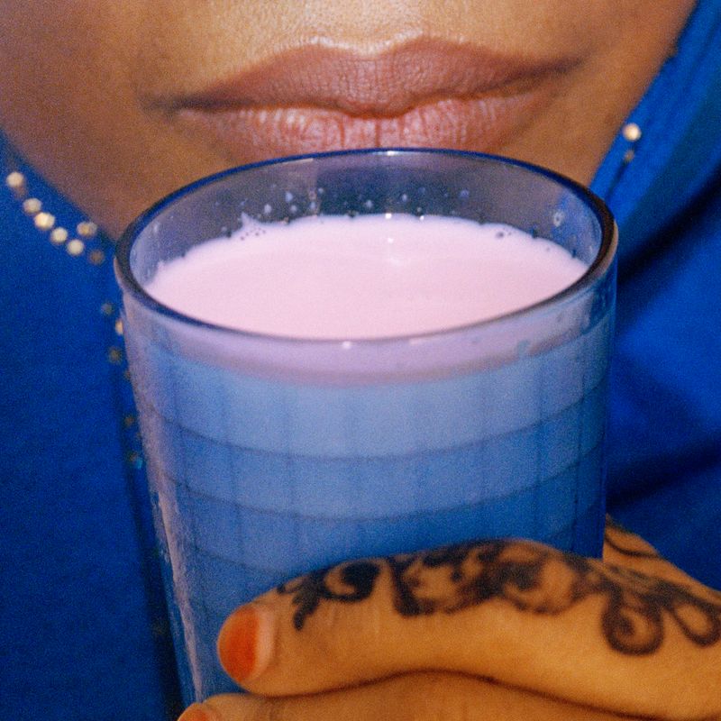 © Eman Ali - Sharubati Ya Stroberi, 2019 30cm x 30cm - Framed Fine Art Archival Pigment print on Hahnemühle Pearl