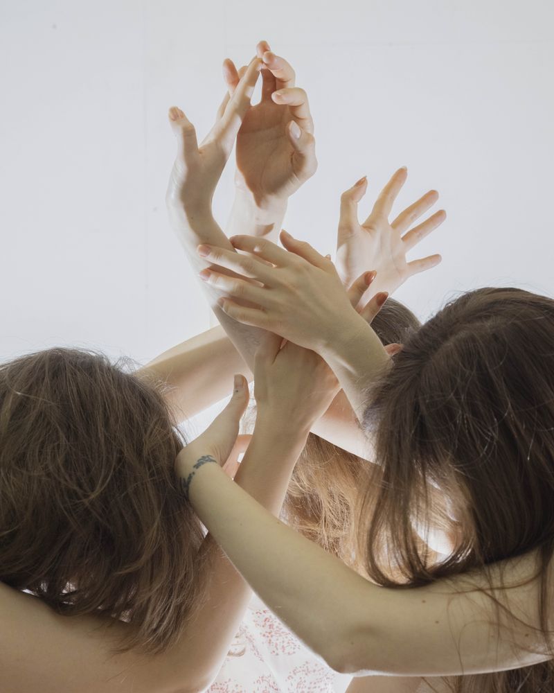 © Kaiwei Duan - Image from the What Are You Touching photography project