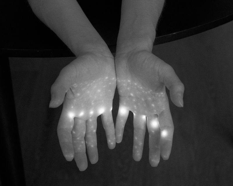 © Kaiwei Duan - Image from the What Are You Touching photography project