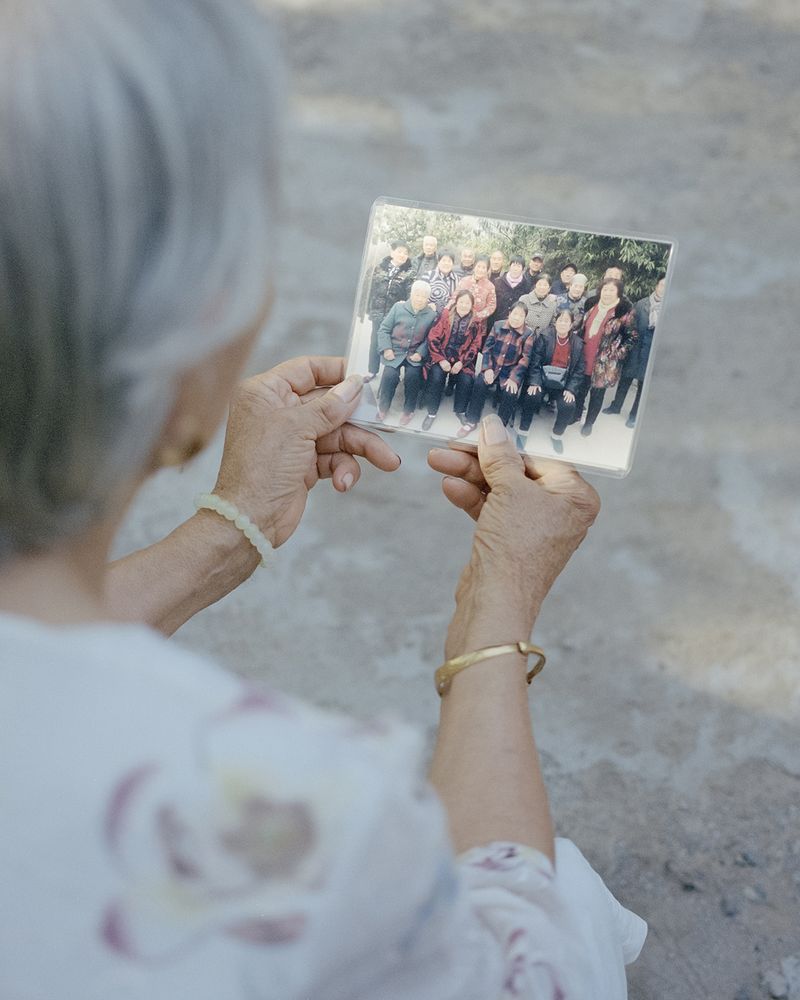 © Kaiwei Duan - Image from the Don't leave me photography project