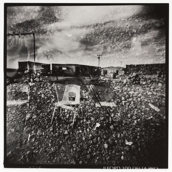 © Elizabeth Z. Pineda - Image from the Caught between Two Worlds photography project