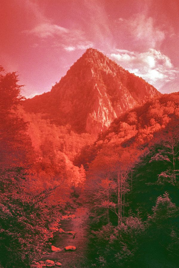 © Ioana Cirlig - Image from the The New Empire photography project