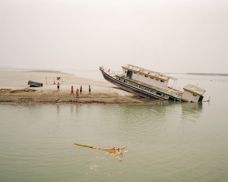 © András Zoltai - Image from the Flood Me, I'll Be Here photography project