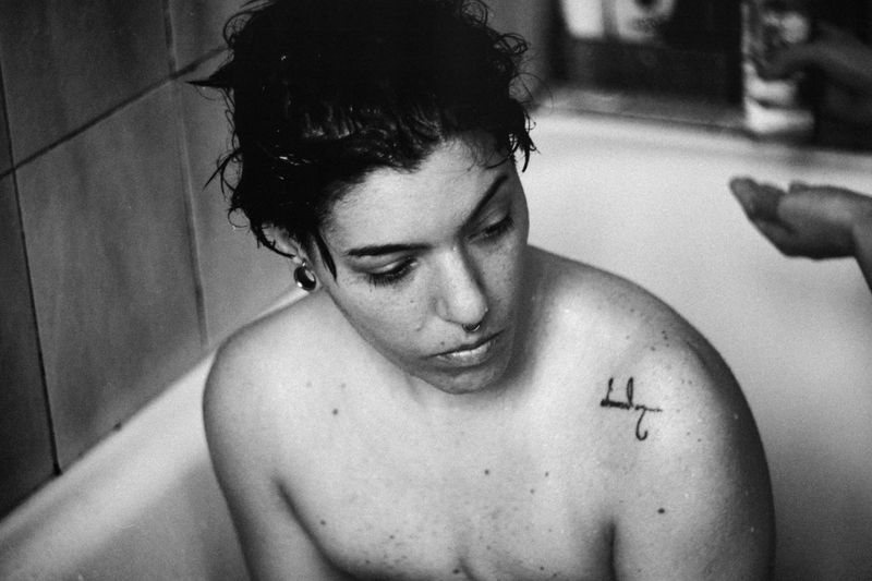 © Lulu Withheld - Image from the CLOSE TO ME photography project