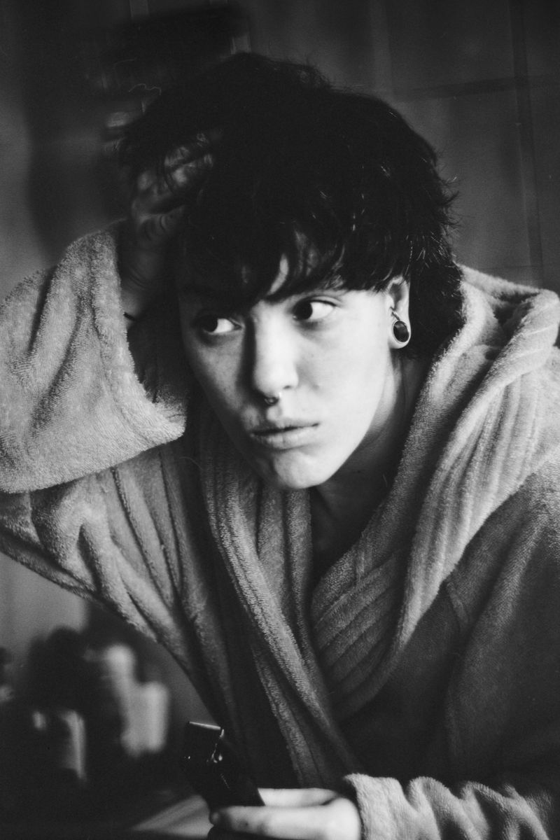 © Lulu Withheld - CLOSE TO ME - Lulu Withheld