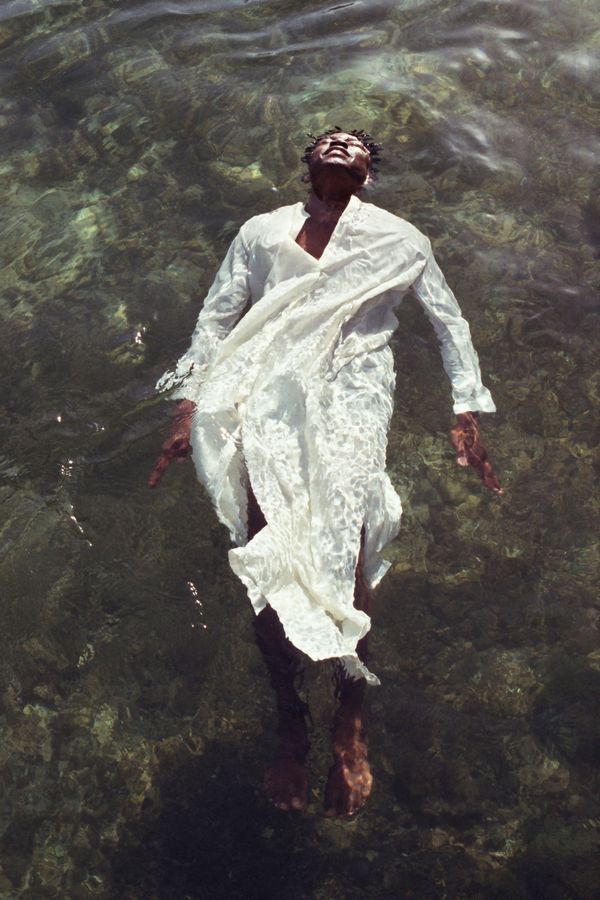 © Denisse Ariana Pérez - Image from the "Men and Water" photography project