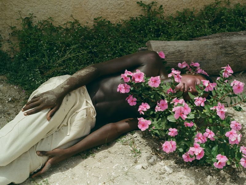 © Denisse Ariana Pérez - Image from the Rose photography project