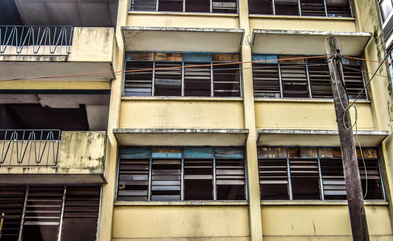 © AyaworanHO3D - Image from the WE WATCH OUR GOLD GO RUST photography project