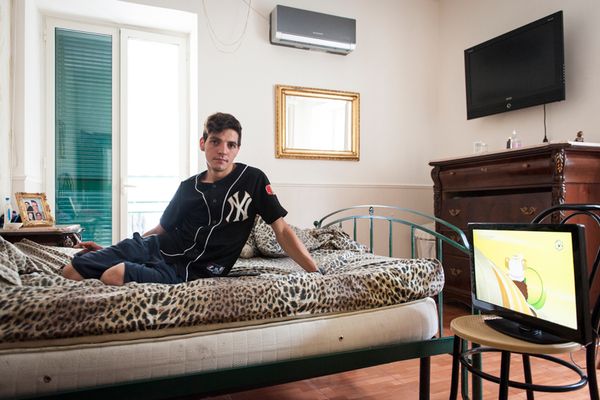 © Emanuela Colombo - Image from the quartieri spagnoli - napoli photography project