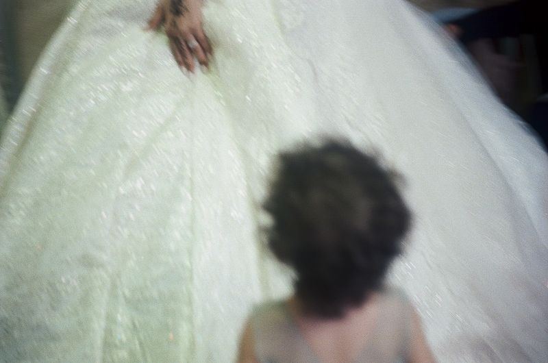 © Barbara Debeuckelaere - 'Om-7.jpgRayan, a little girl, on the wedding in the family of 'Om Muntasser.