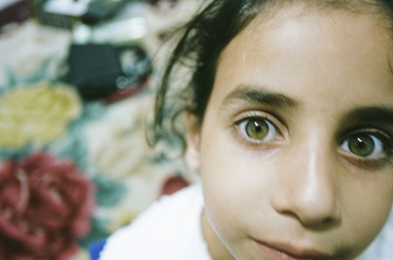 © Barbara Debeuckelaere - 'Om-5.jpgLamar, 4th daughter of 'Om Hazem (5 children), is crazy about the camera. She took a lot of pictures herself.