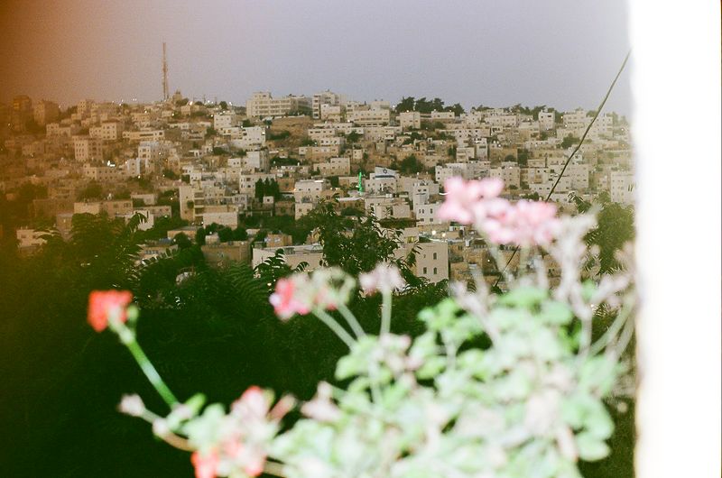 © Barbara Debeuckelaere - Image from the 'Om photography project