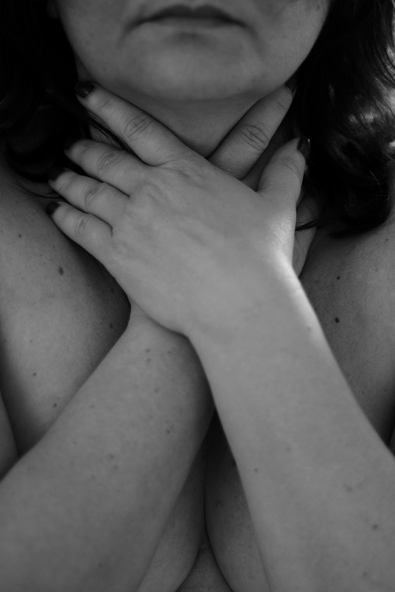 © Juliana Rizzieri - Image from the Bonding Pieces photography project
