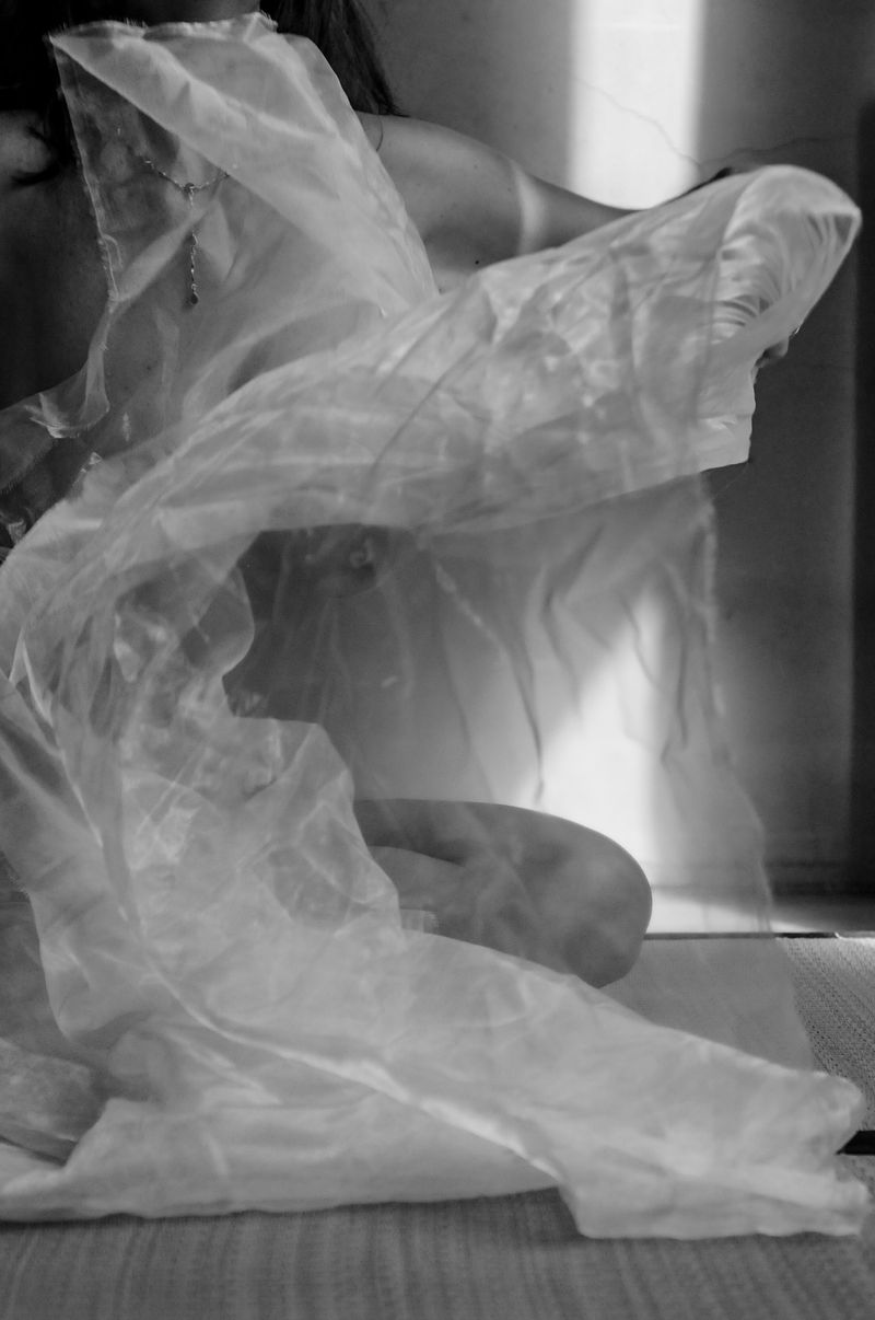 © frederique dehoux - Image from the EVANAISSANCE photography project