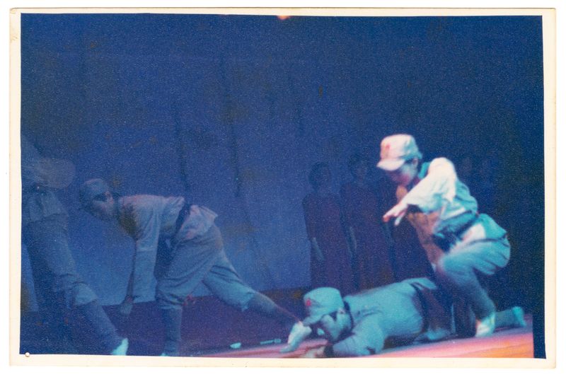 © ze xuan zeng - Image from the The Internal Crusade photography project