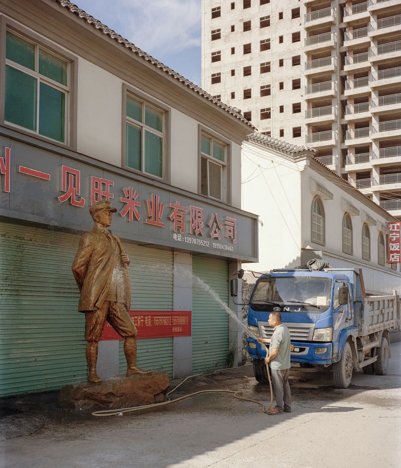 © ze xuan zeng - Image from the The Internal Crusade photography project