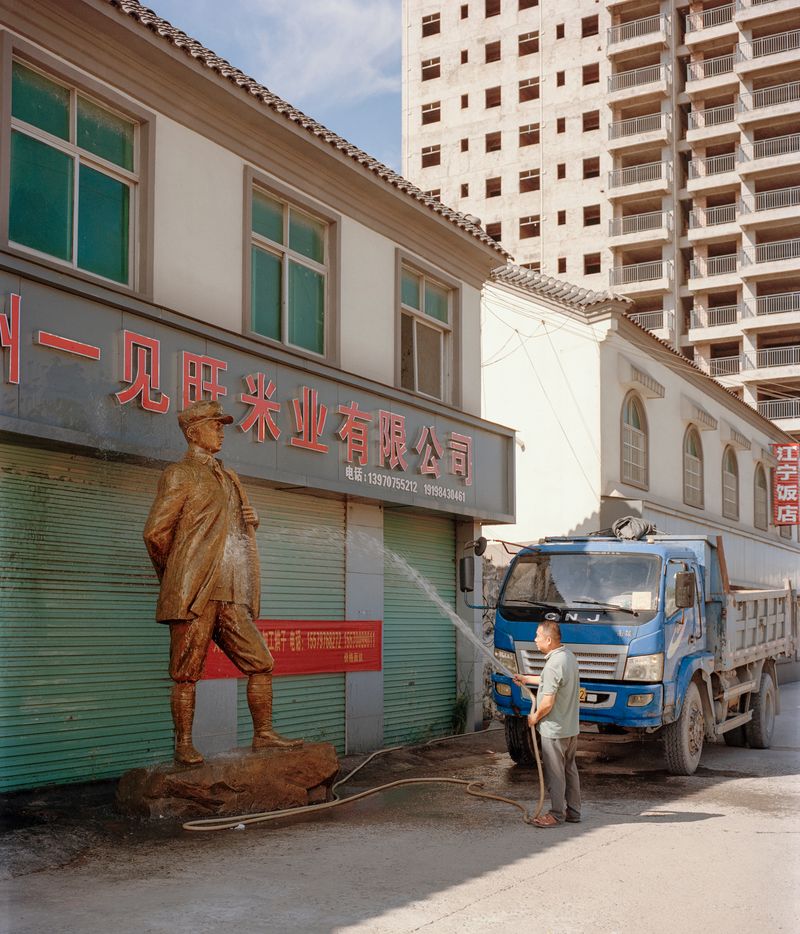 © ze xuan zeng - Image from the The Internal Crusade photography project