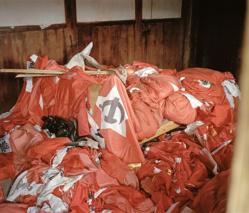 © ze xuan zeng - Image from the The Internal Crusade photography project