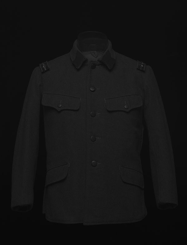 © Yulong Zhou - Image from the Black Coats photography project