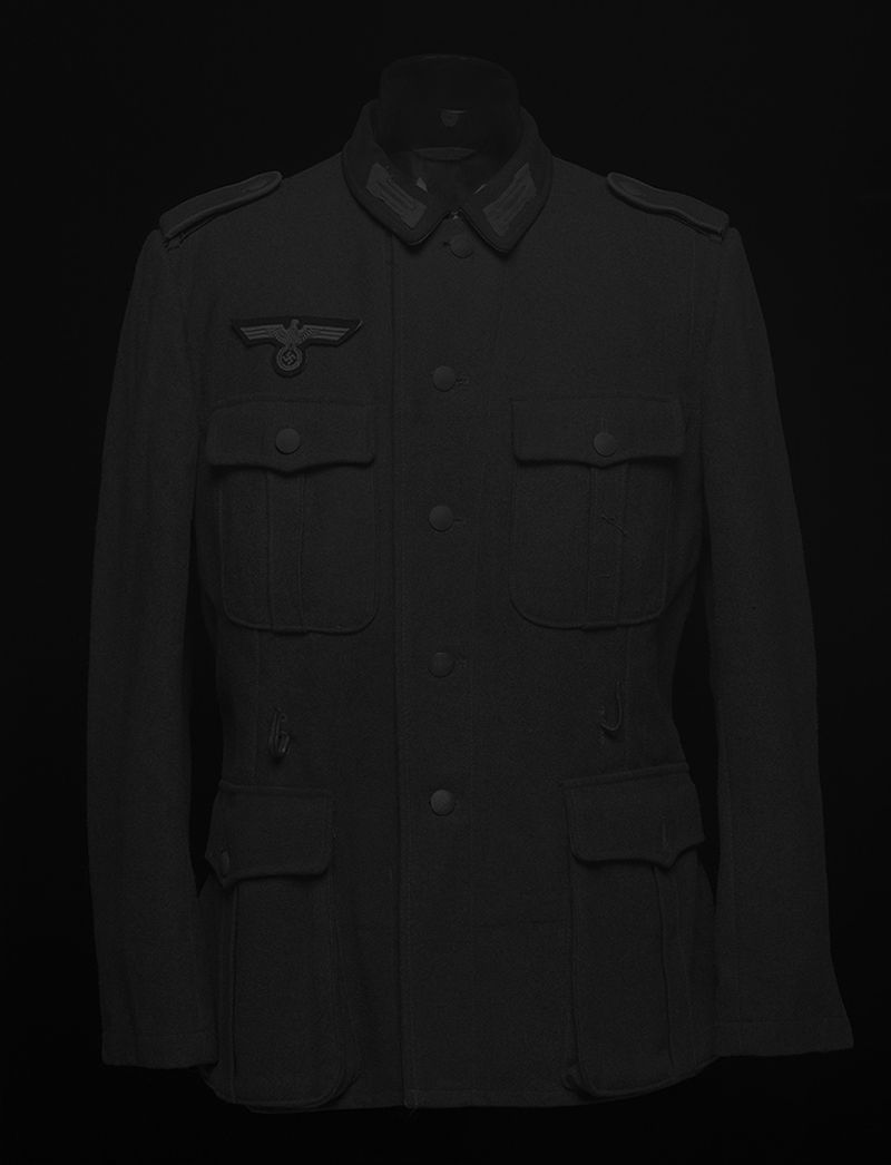 © Yulong Zhou - Image from the Black Coats photography project