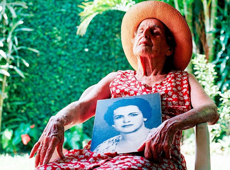 © Leticia Valverdes - Image from the Dear Ana -Postcards FOR my grandmother photography project