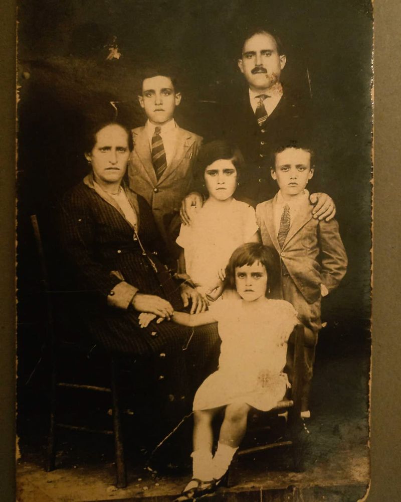 © Leticia Valverdes - Image from the Dear Ana -Postcards FOR my grandmother photography project