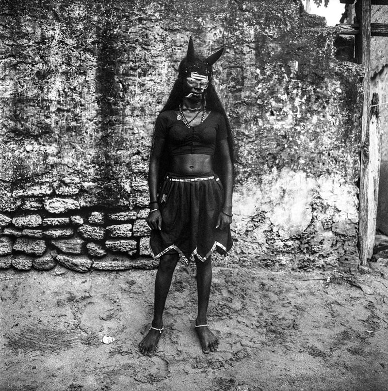 © Yannick Cormier - According to tradition, devotees will transform themselves. Kulasekarapattinam, Tamil Nadu, India, October 2012.