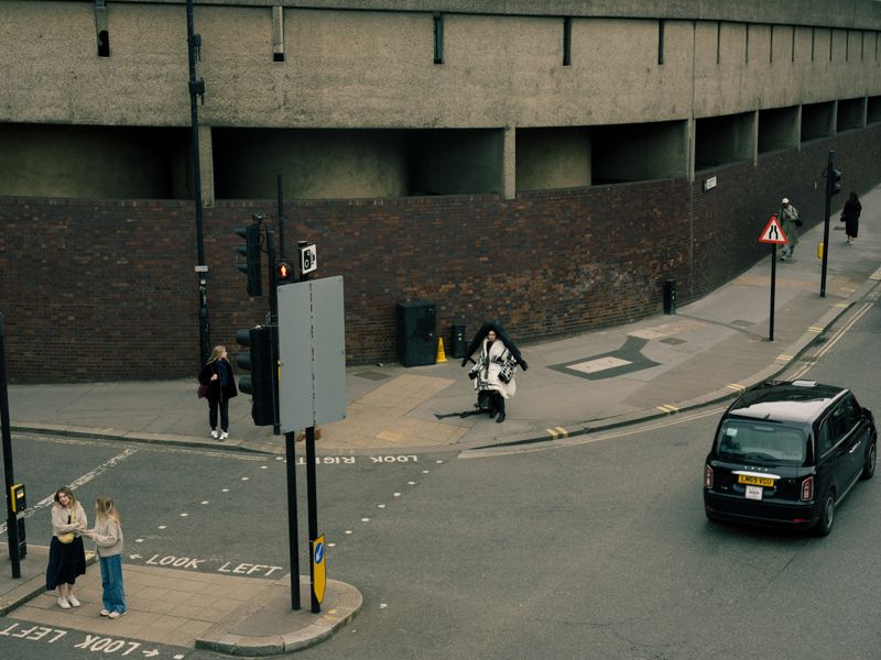 © Fotómetro - Myah wearing their design