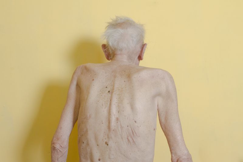 © Anna Gargarian - Karen Khachaturov, Pastel Struggle Series, "Here, i have no appetite"