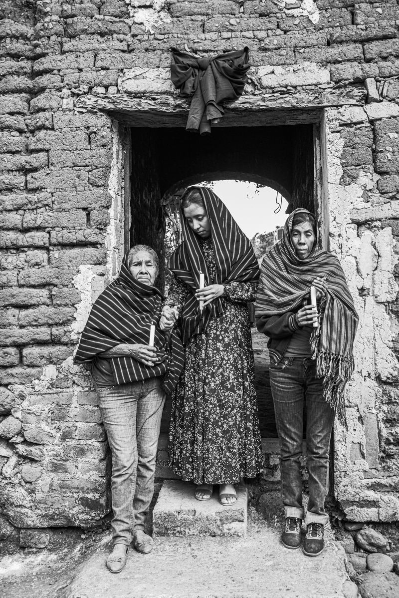 © Eduardo Moreno - Image from the Documenting history that is departing us photography project