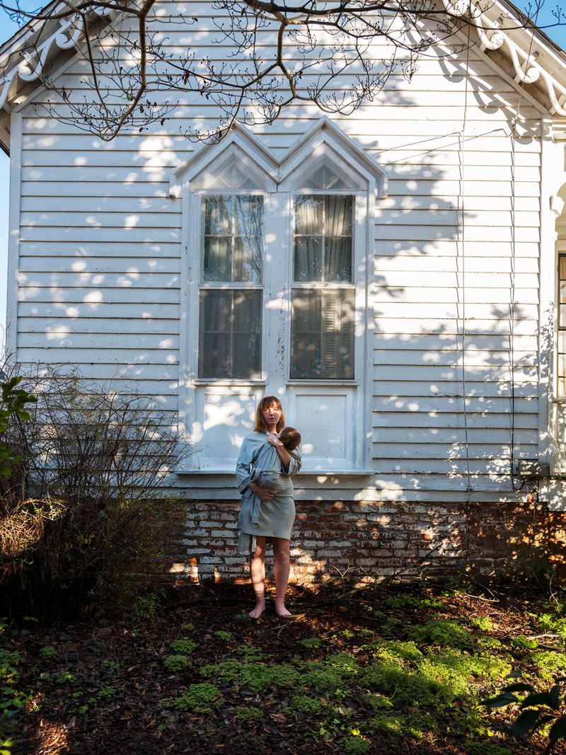 © Allison Grant - At Home With Baby