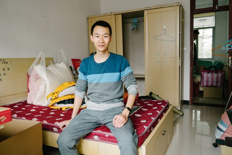 © Tianhu Yuan - Image from the Self Iterating of Mountain City photography project