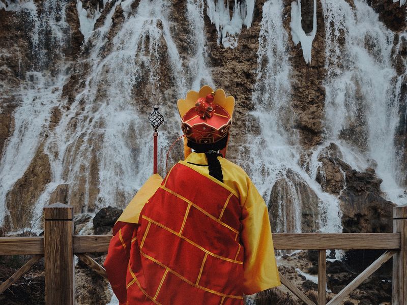 © Tianhu Yuan - Image from the The Staged Wilderness photography project