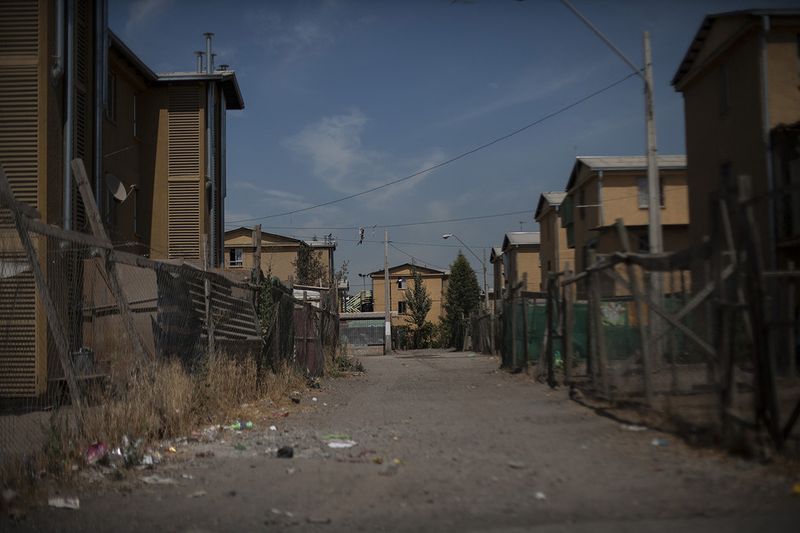 © Alejandro Olivares - Image from the Living Periferia photography project