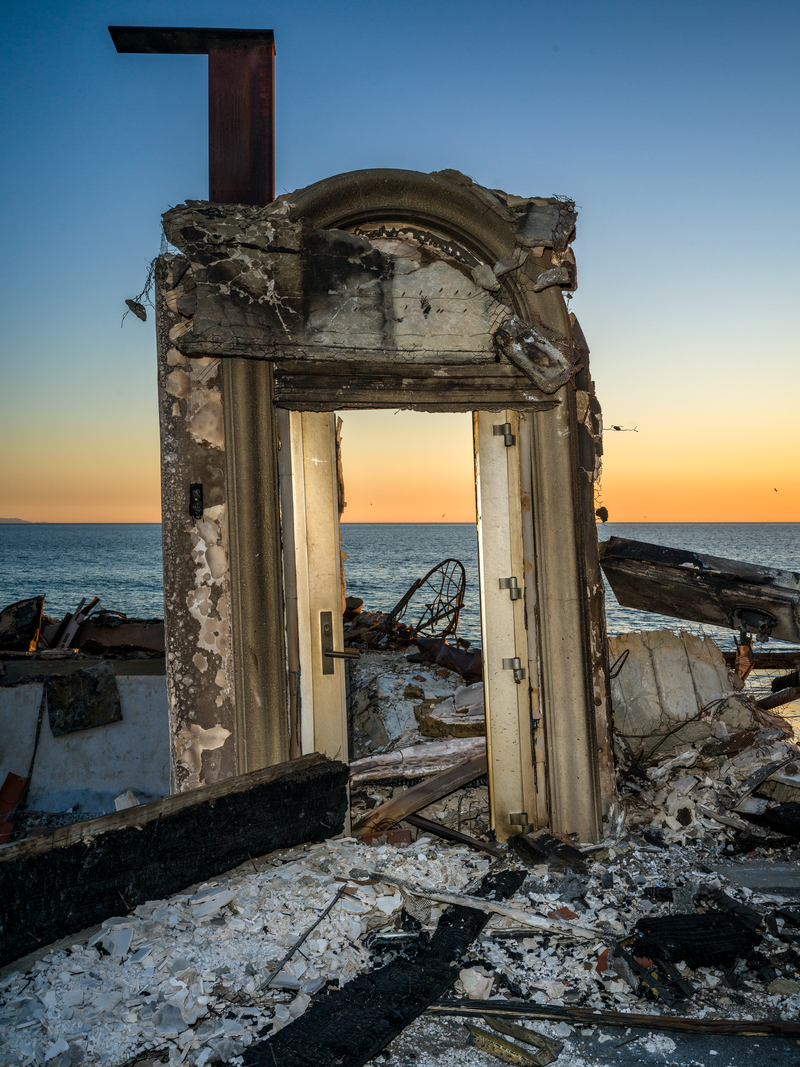 © Vincent Nikolayev - Image from the Afterburn photography project