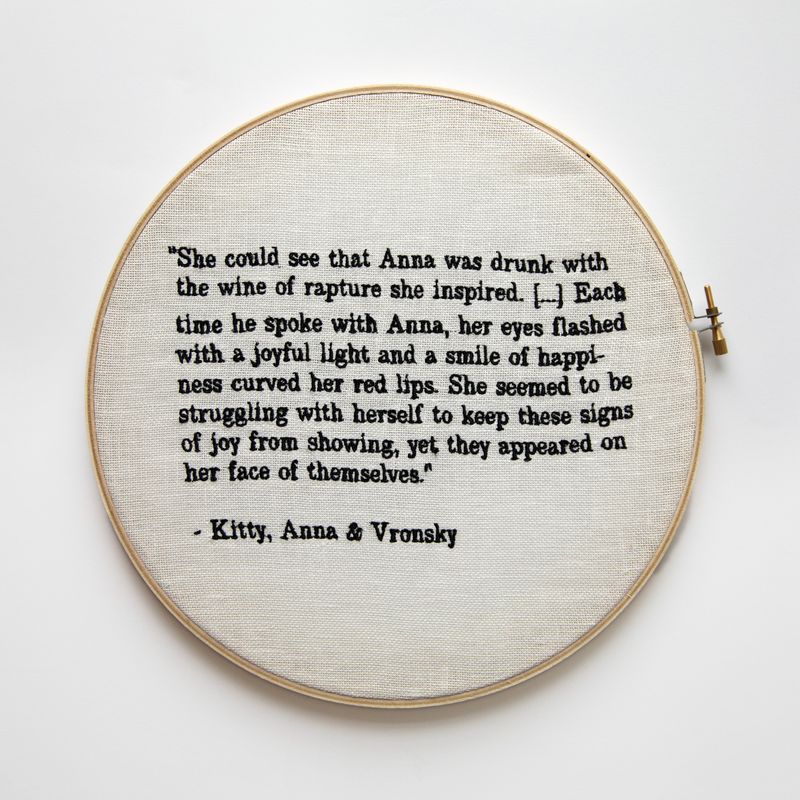 © Jana Koelmel - "She could see that...", 2025, Ø 25cm, Machine Embroidery