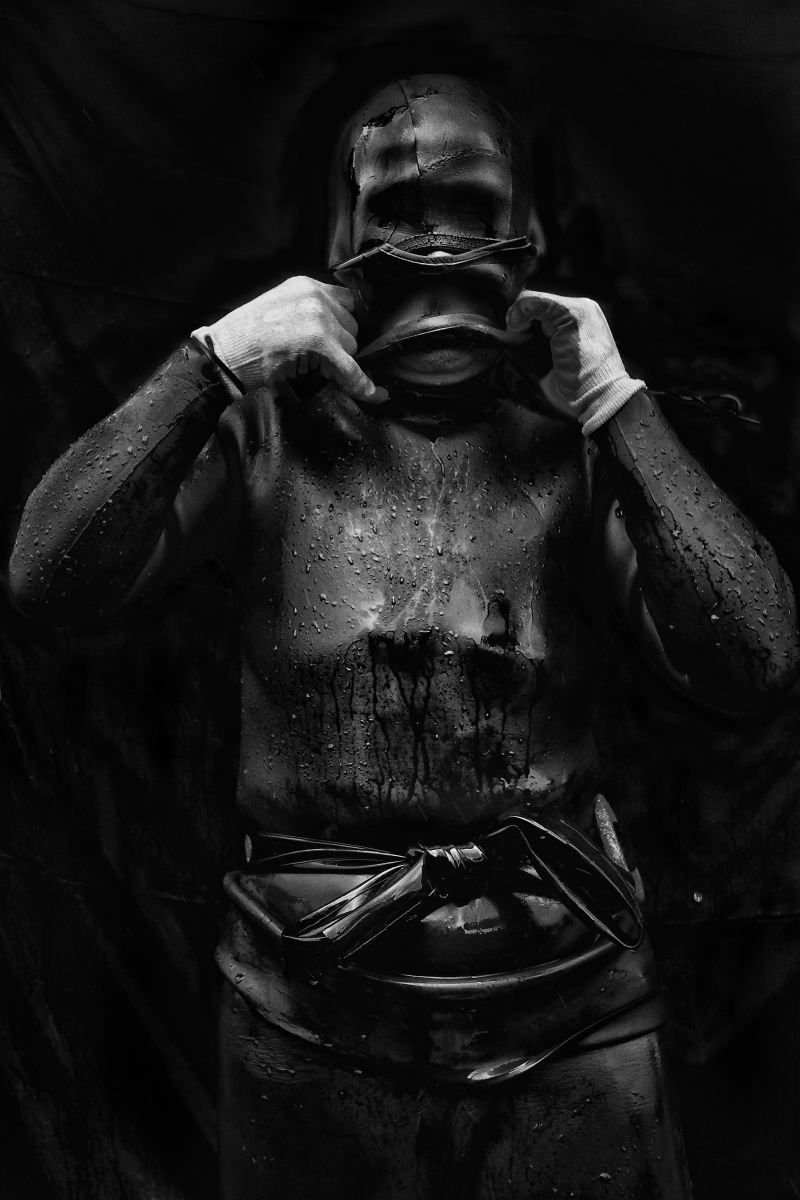 © Alain Schroeder - Image from the Grandma Divers photography project