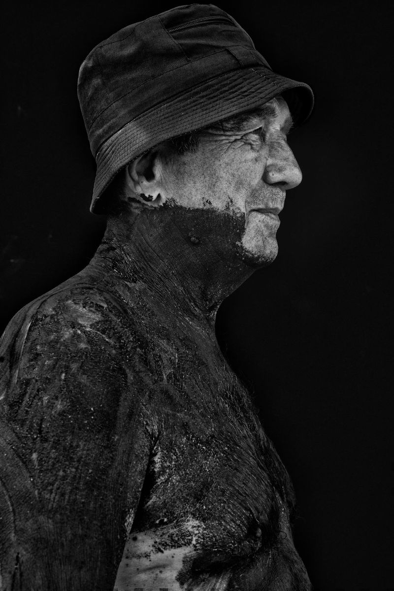 © Alain Schroeder - Image from the Miracle Mud photography project