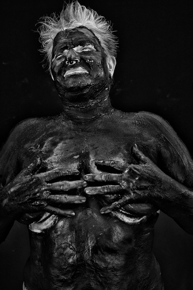 © Alain Schroeder - Image from the Miracle Mud photography project