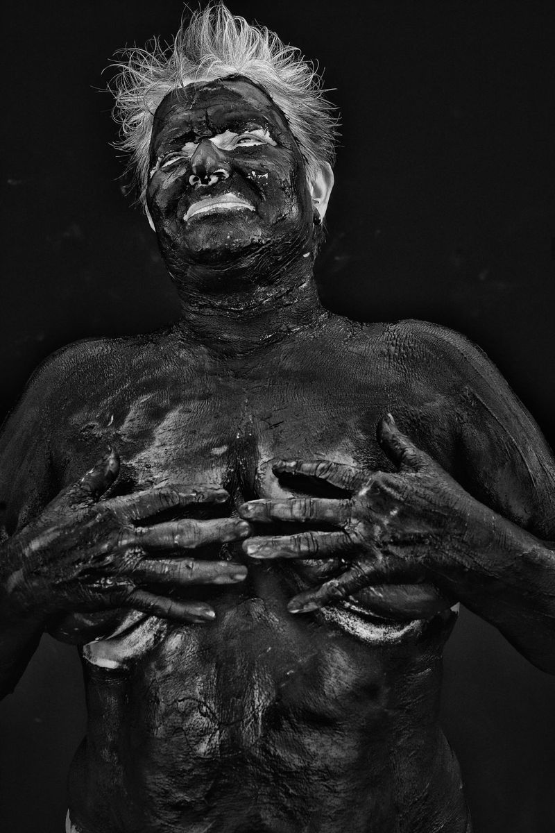 © Alain Schroeder - Image from the Miracle Mud photography project