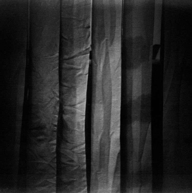 © Laura Hospes - Drying Bandages