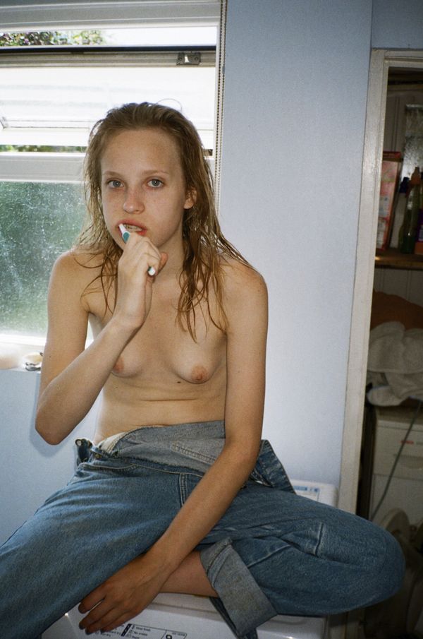 © Rosaline Shahnavaz - Untitled from FERN