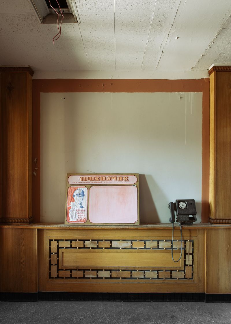 © Connor Daly - Image from the Pyramiden photography project
