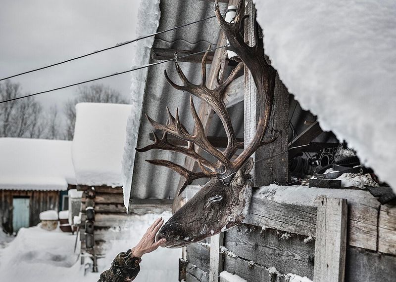 © Elena Anasova, from the series Out of the Way. 2018 FREELENS AWARD Honorable Mention