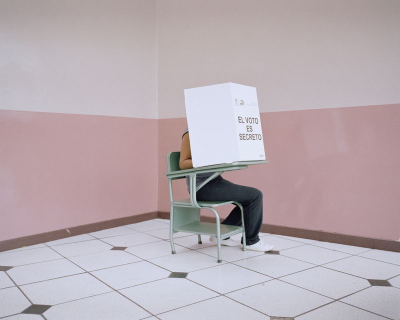 © Pietro Paolini, from the series Balance on the zero
